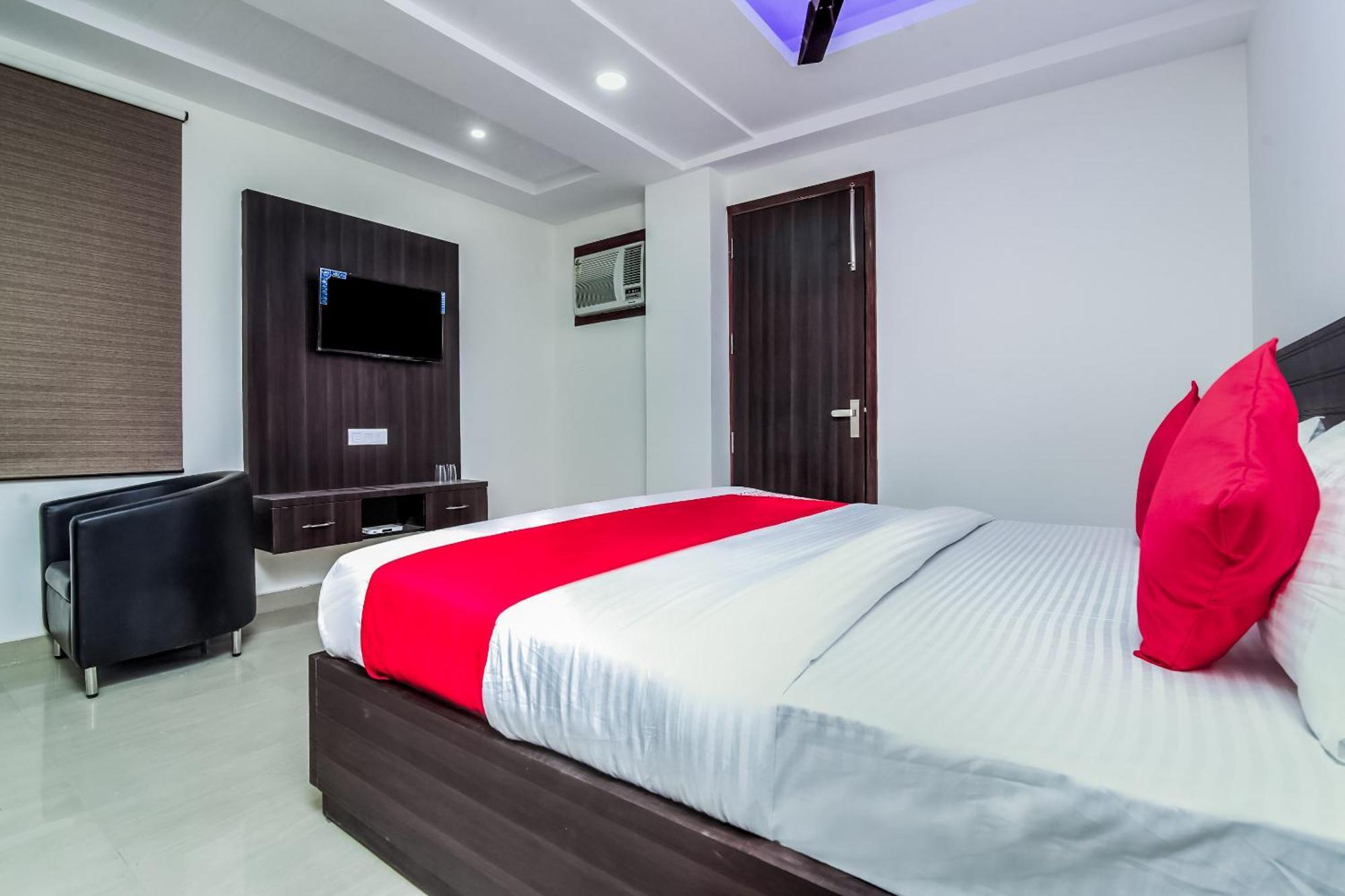 Hotel Aerostar Gold - Opposite Max Healthcare Delhi (National Capital Territory of India) Exterior foto