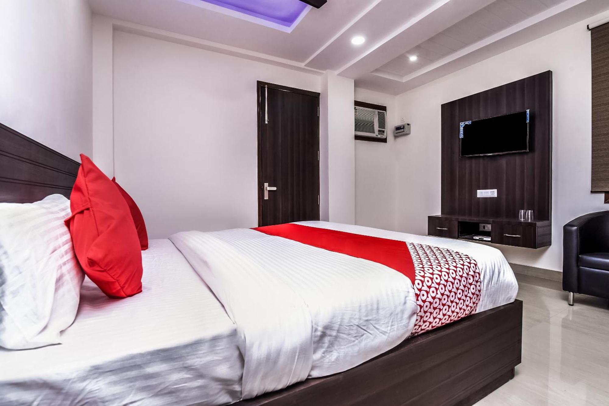Hotel Aerostar Gold - Opposite Max Healthcare Delhi (National Capital Territory of India) Exterior foto