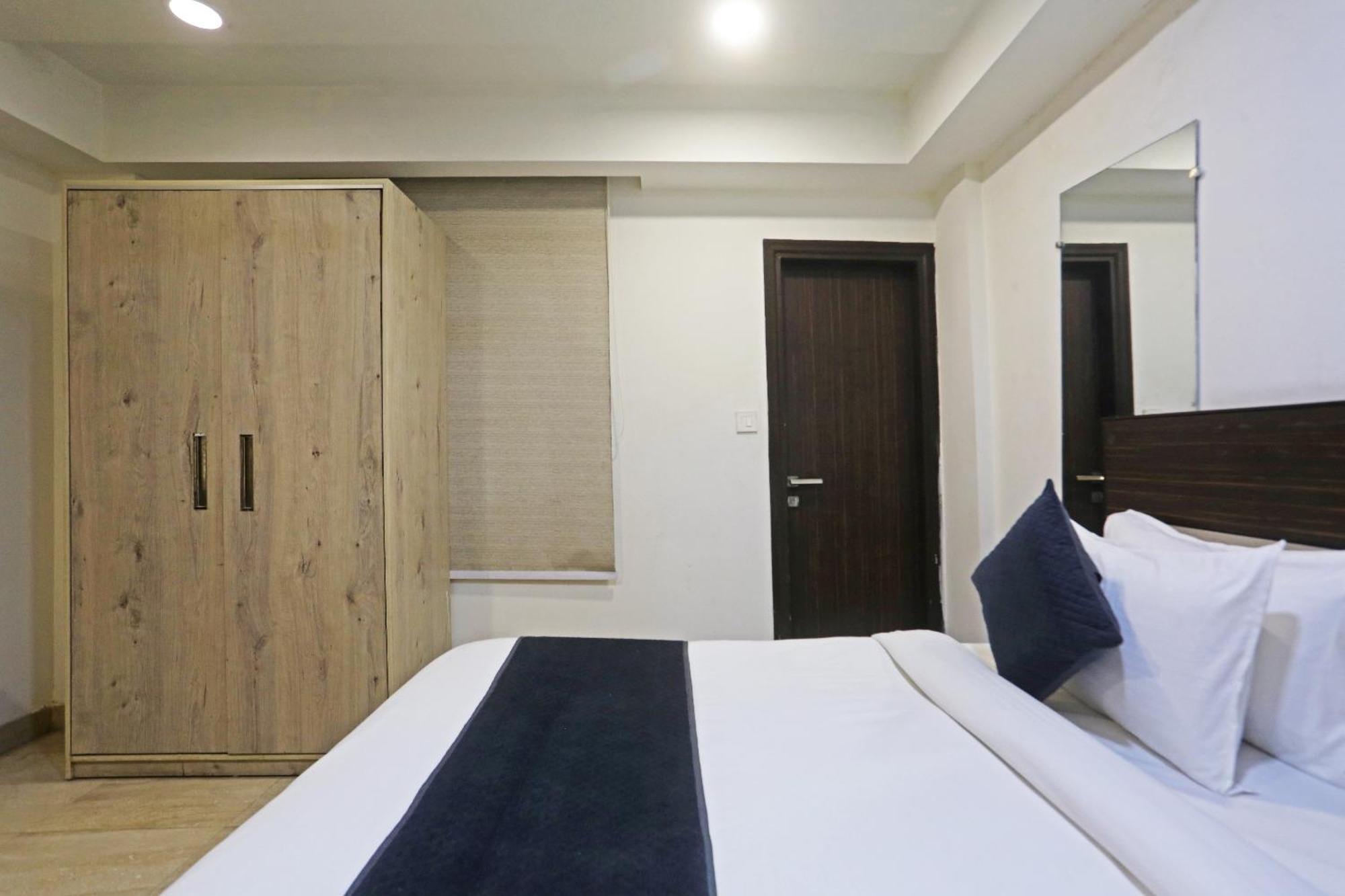 Hotel Aerostar Gold - Opposite Max Healthcare Delhi (National Capital Territory of India) Exterior foto