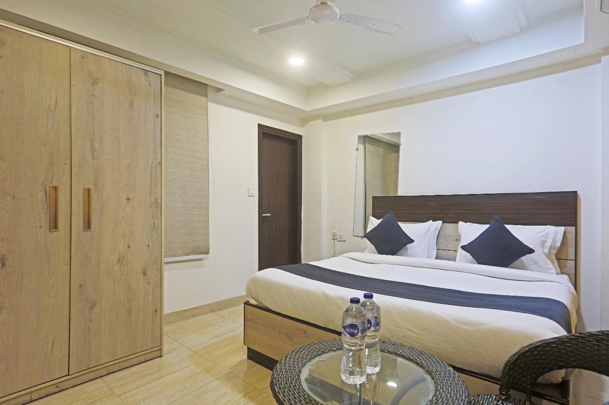 Hotel Aerostar Gold - Opposite Max Healthcare Delhi (National Capital Territory of India) Exterior foto
